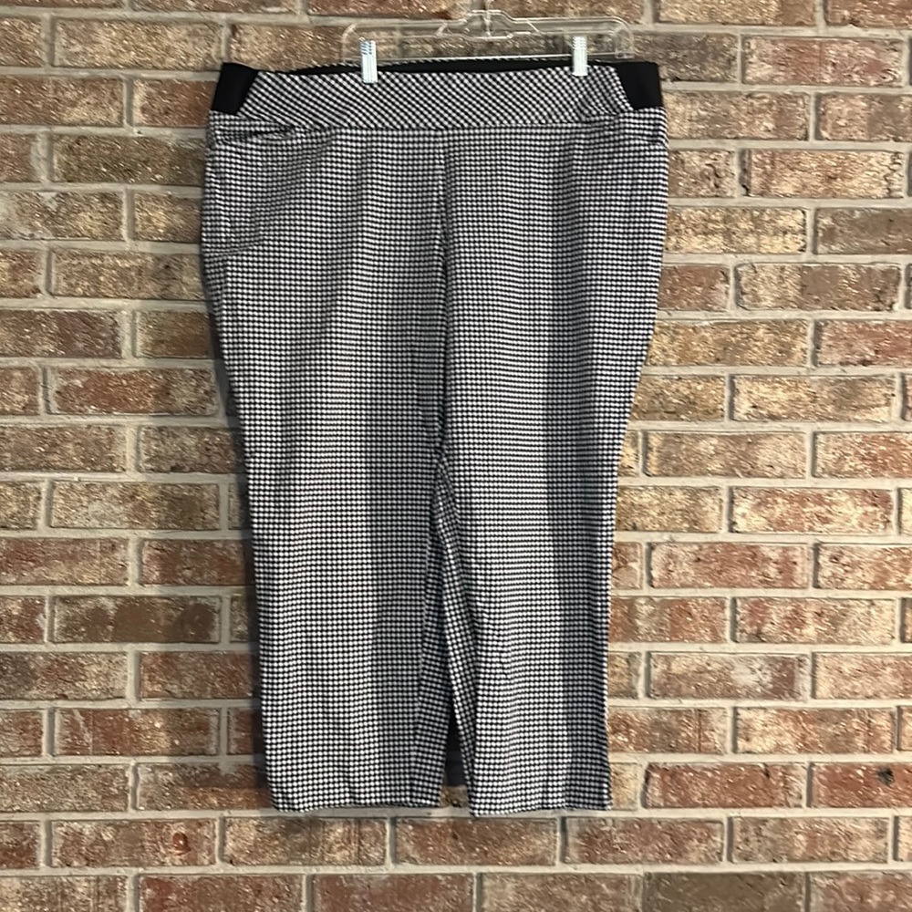 Investments B/W Checkerboard Pants
